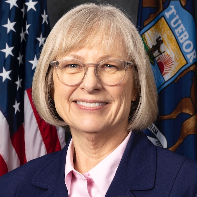 Sen Rosemary Bayer